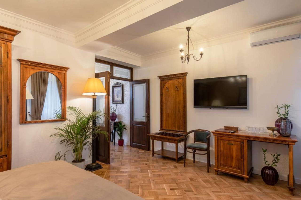 Clucerului Arc De Triomphe Hotel บูคาเรสต์ ภายนอก รูปภาพ