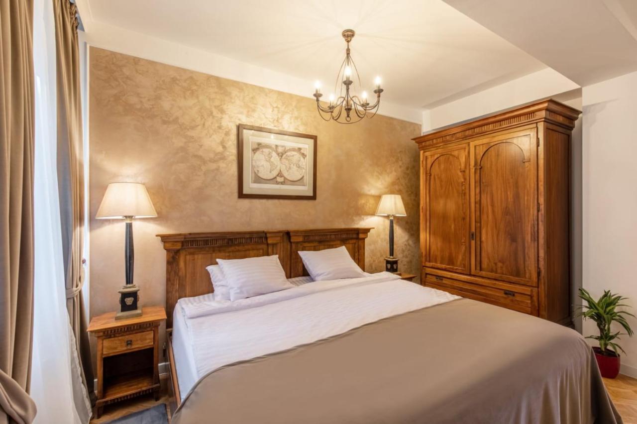 Clucerului Arc De Triomphe Hotel บูคาเรสต์ ภายนอก รูปภาพ