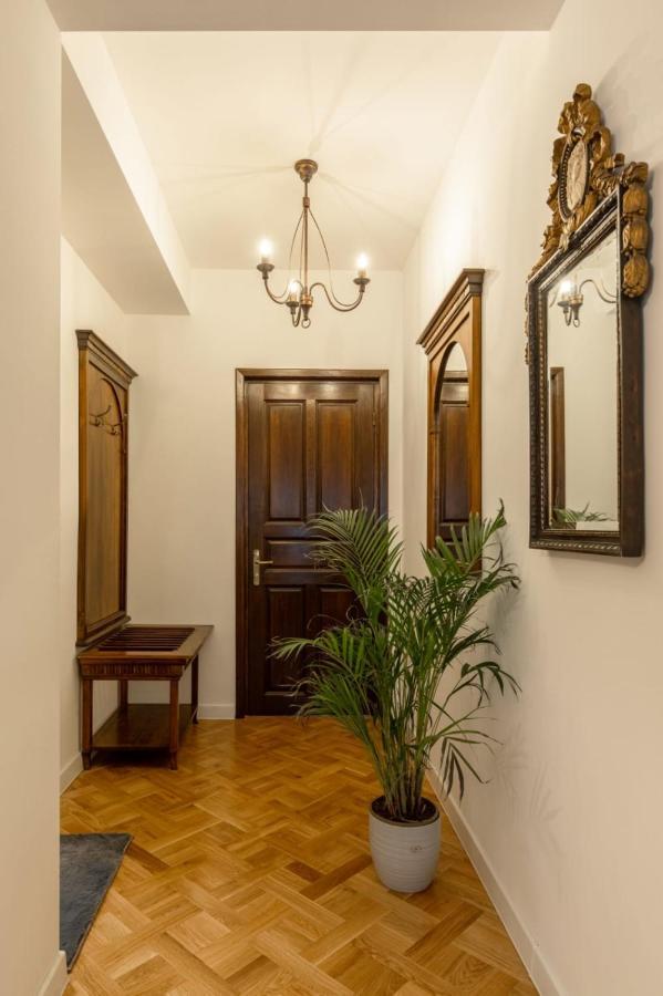 Clucerului Arc De Triomphe Hotel บูคาเรสต์ ภายนอก รูปภาพ